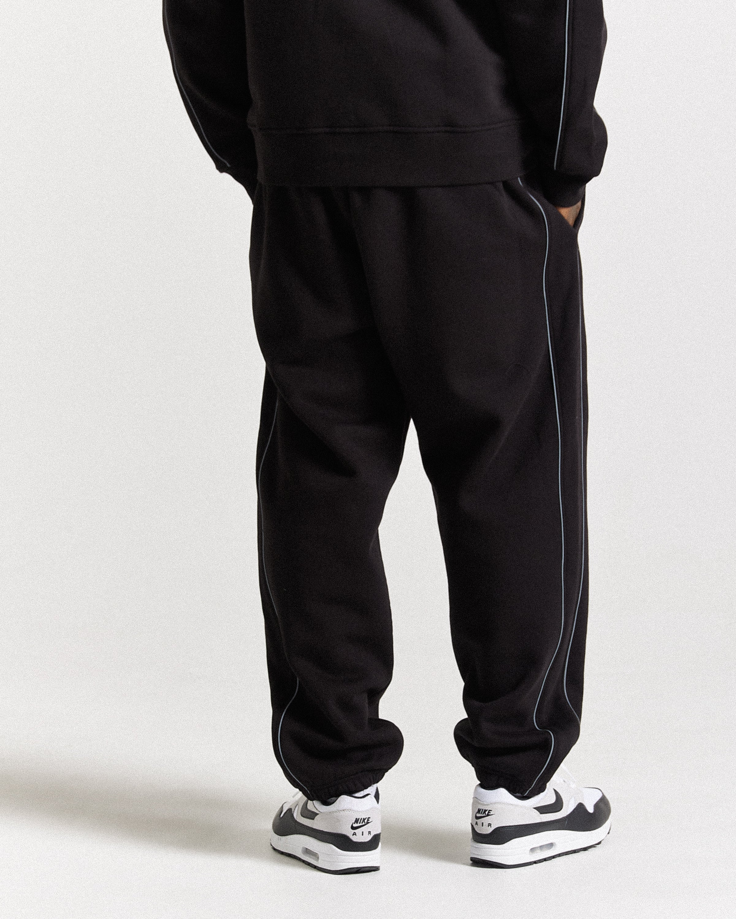 Cypher Oversized Jogger - Black/Reflective - Image 7