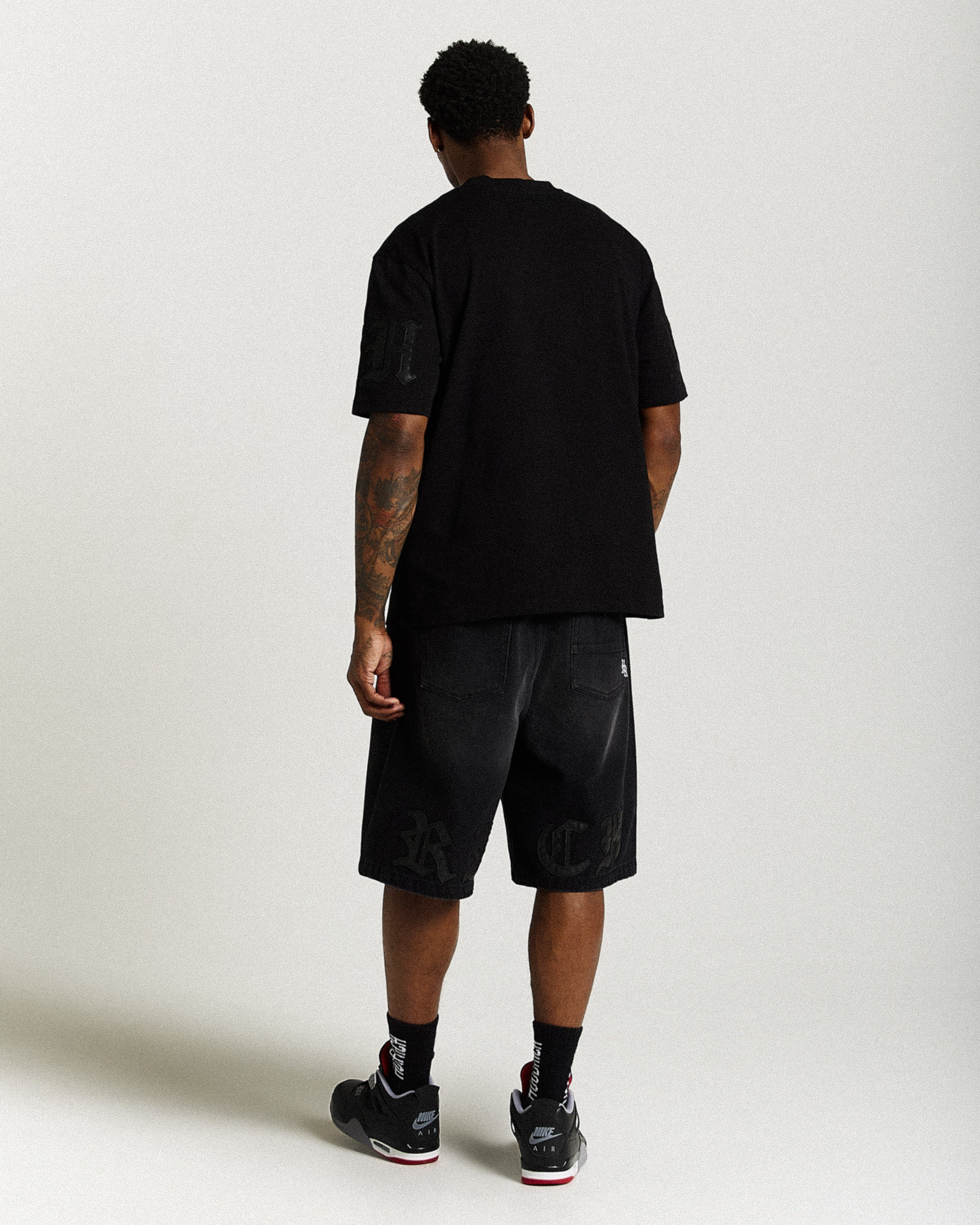 Inkline Oversized T-Shirt - Black - Image 8