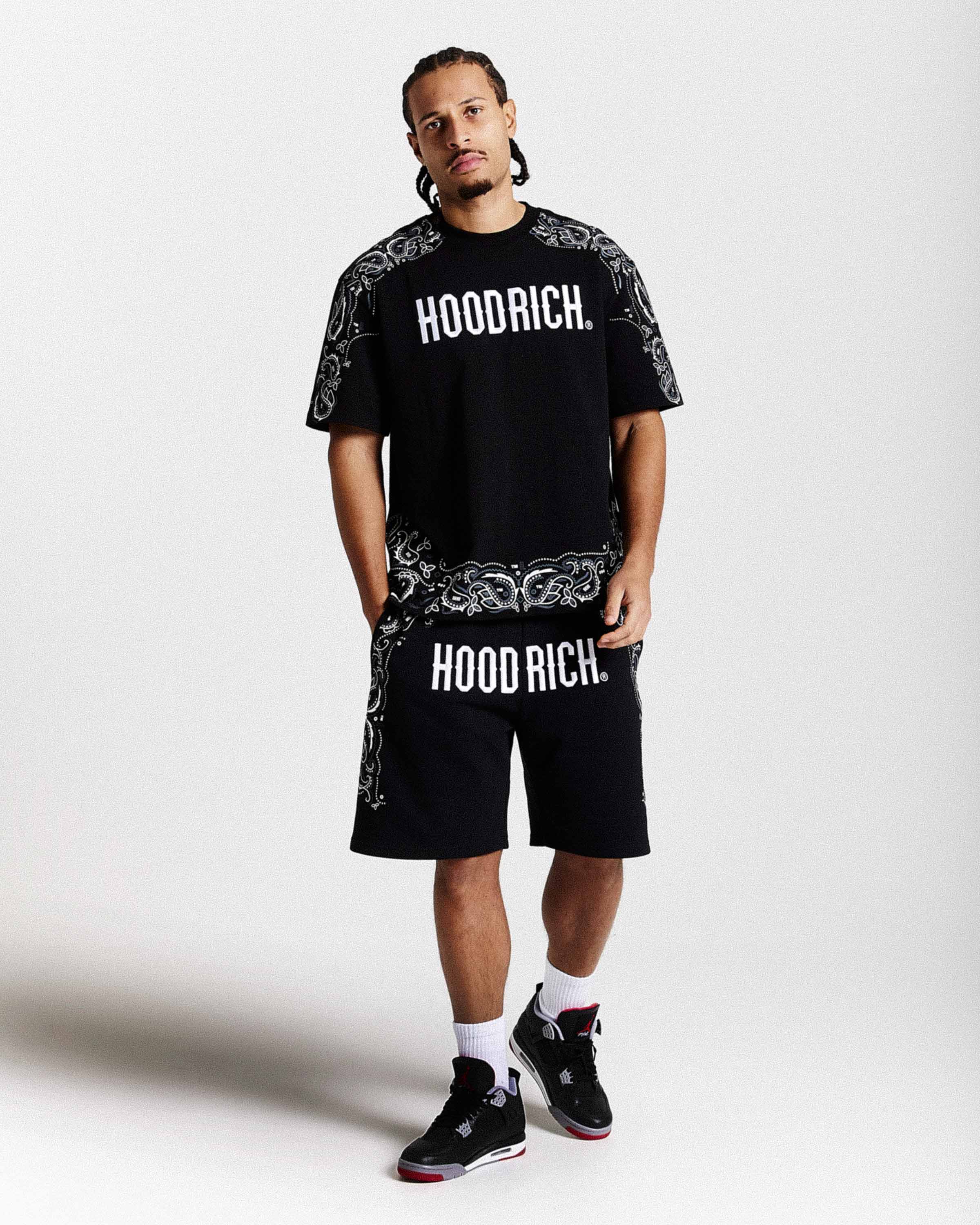 Motif Oversized Shorts - Black/White/Grey - Image 7