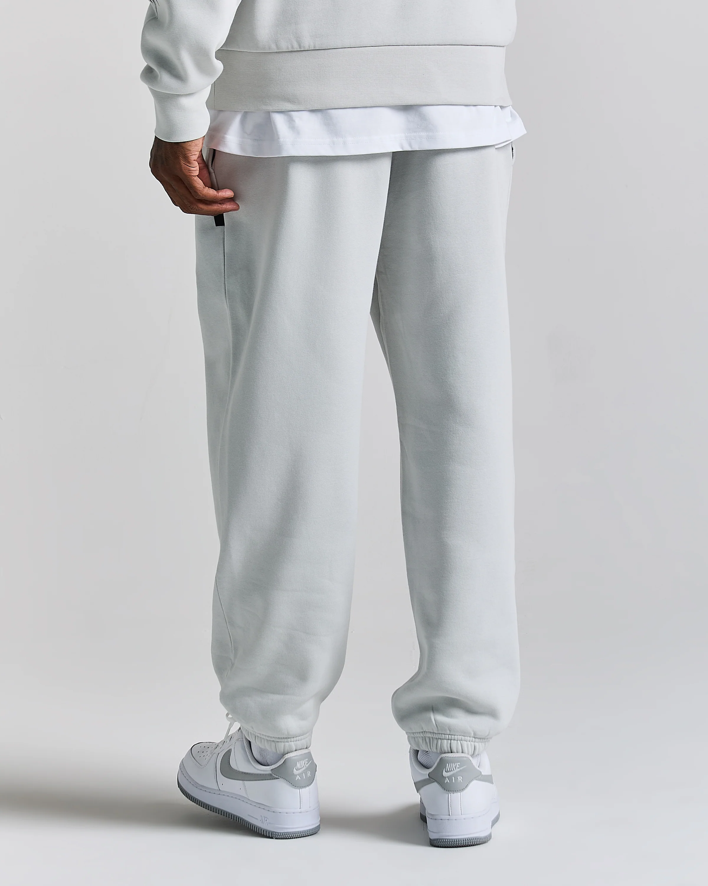 Noir Oversized Jogger - Light Grey/Black - Image 3
