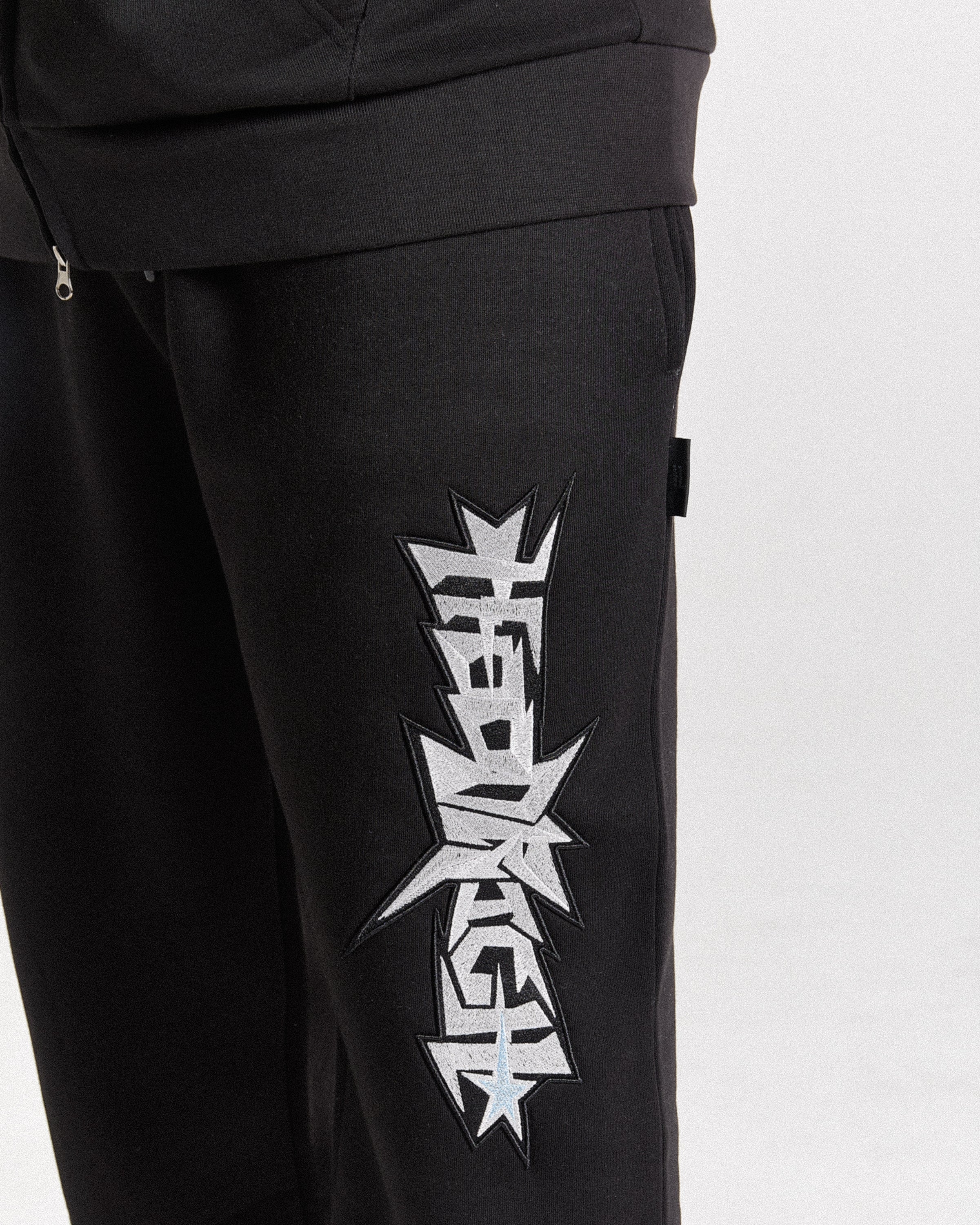 Triluxe Oversized Jogger - Black/White - Image 3