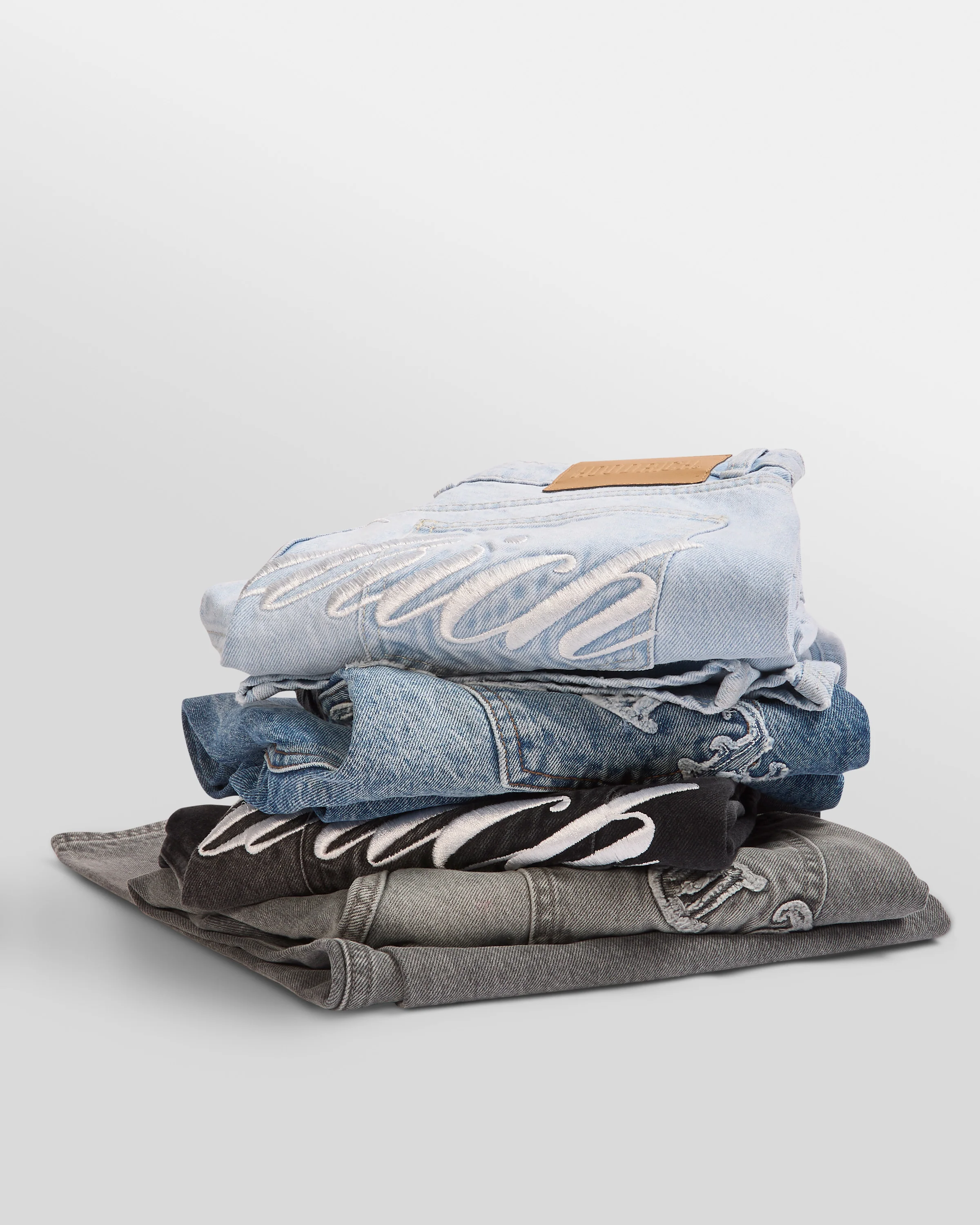 Script Cargo Relaxed Jeans - Light Blue - Image 10