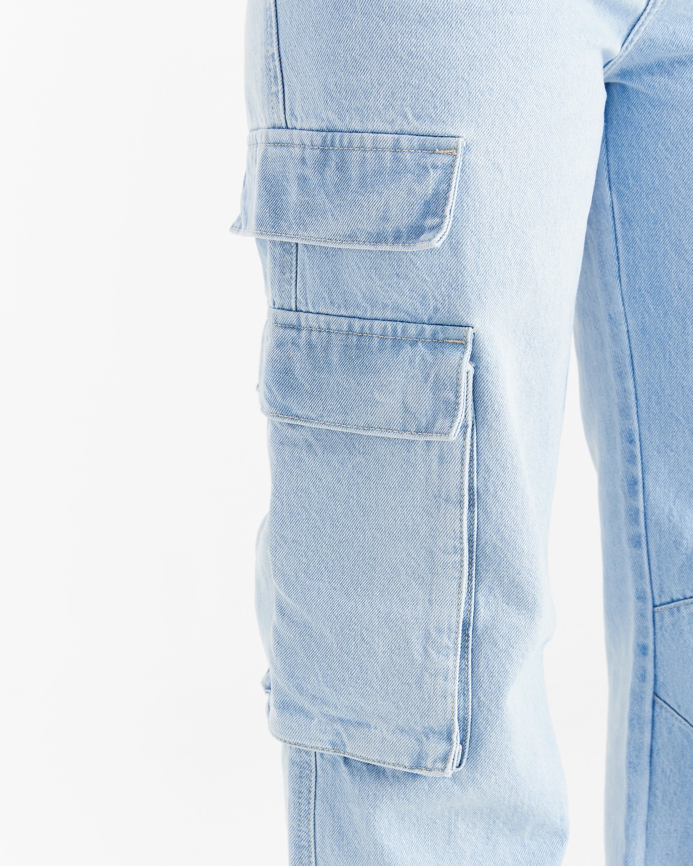 Script Cargo Relaxed Jeans - Light Blue - Image 9
