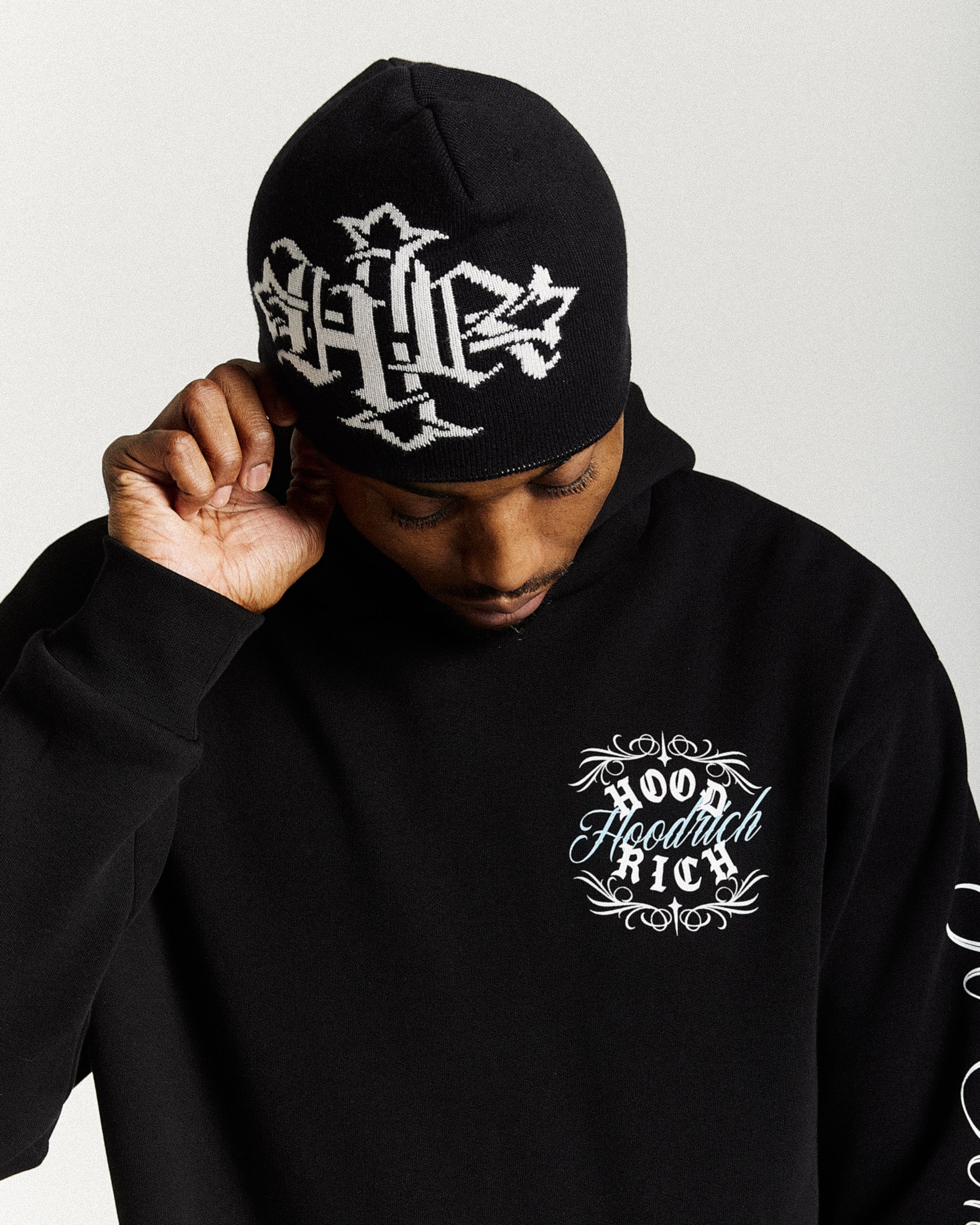 Virtux Skull Knit Beanie - Black/Grey - Image 3